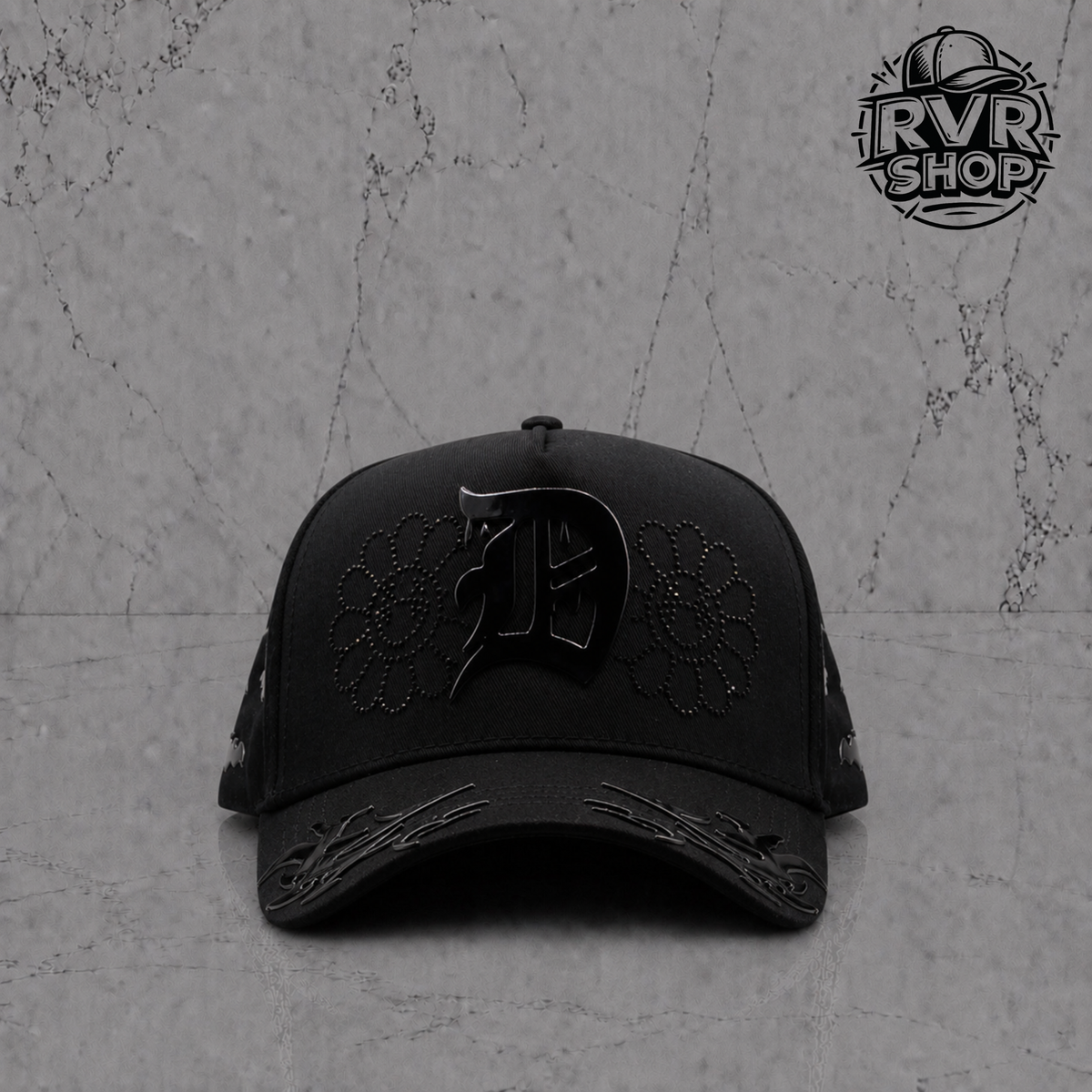 Génesis Black Innedit x El Dreamer Hats x Anymore